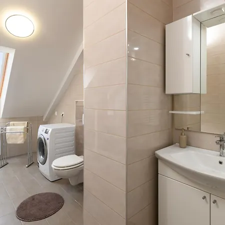 Apartman Domino *