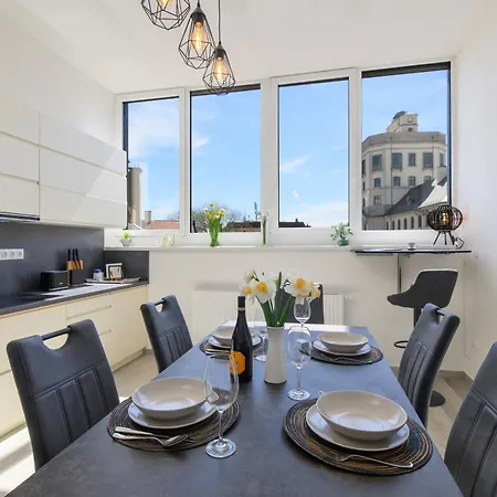 Apartment Domino Eger