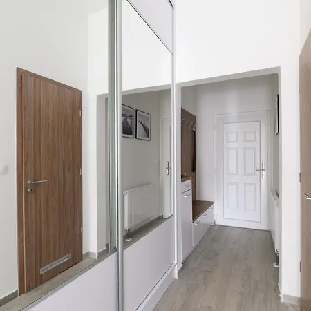 Apartament Domino *